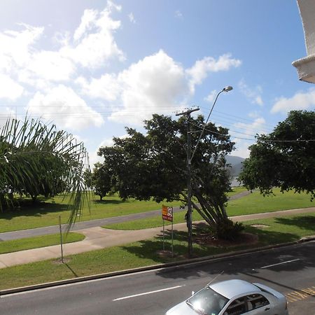Floriana Villas Cairns Exterior foto