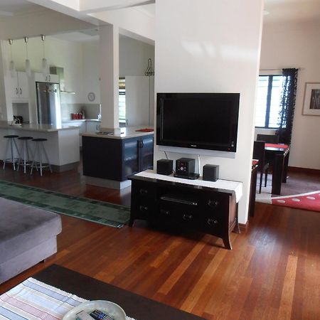Floriana Villas Cairns Exterior foto
