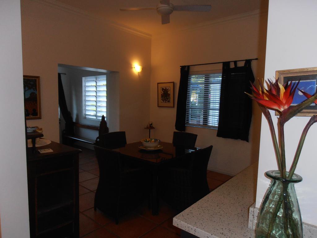 Floriana Villas Cairns Quarto foto
